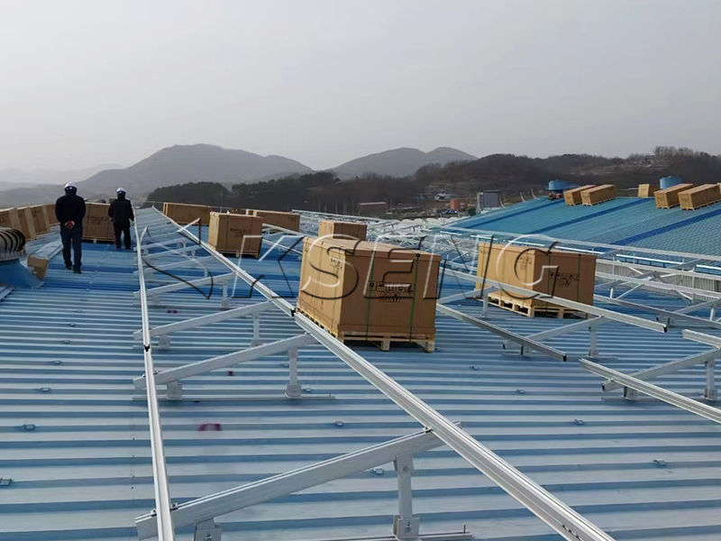 solar roof mounting
